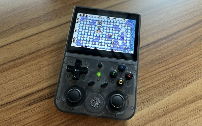 ANBERNIC RG353V』レビュー | Linux・Android搭載の携帯ゲーム機 - TikGadget |  ティックガジェットは製品レビュー, お得なセール情報, 最新技術などを分かりやすくお届け！